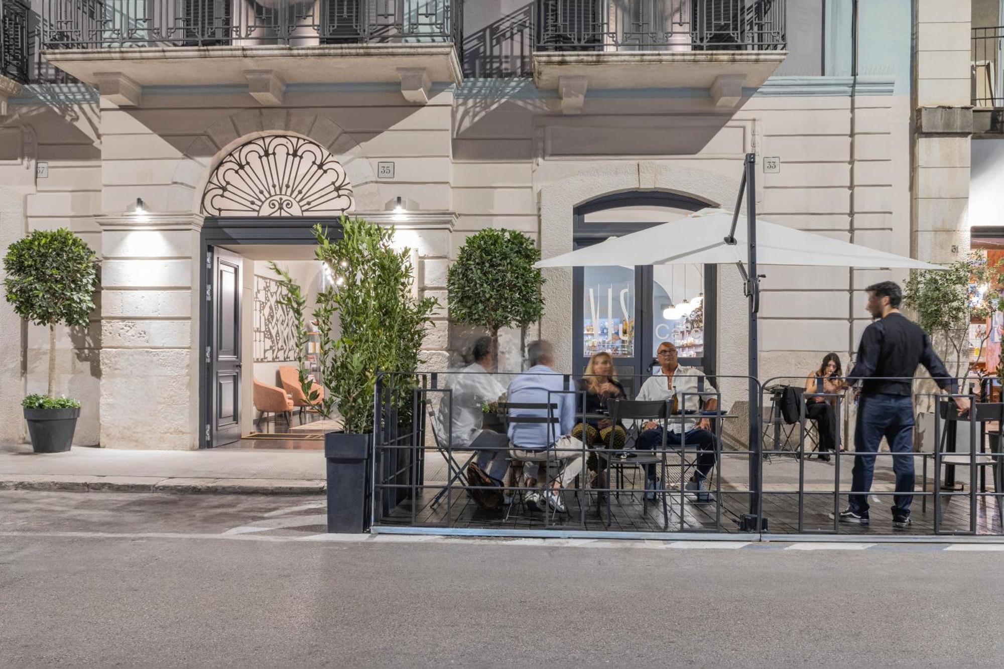 Vis Urban Suites&Spa Bari Exterior foto