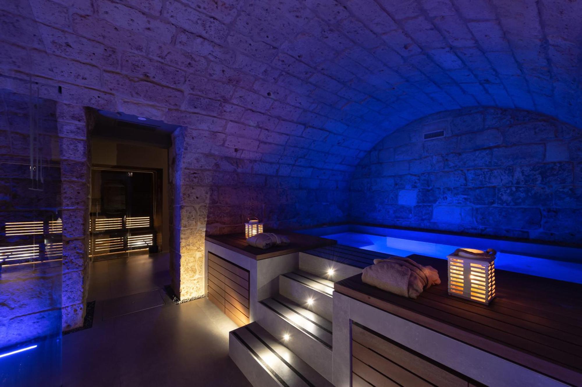 Vis Urban Suites&Spa Bari Exterior foto